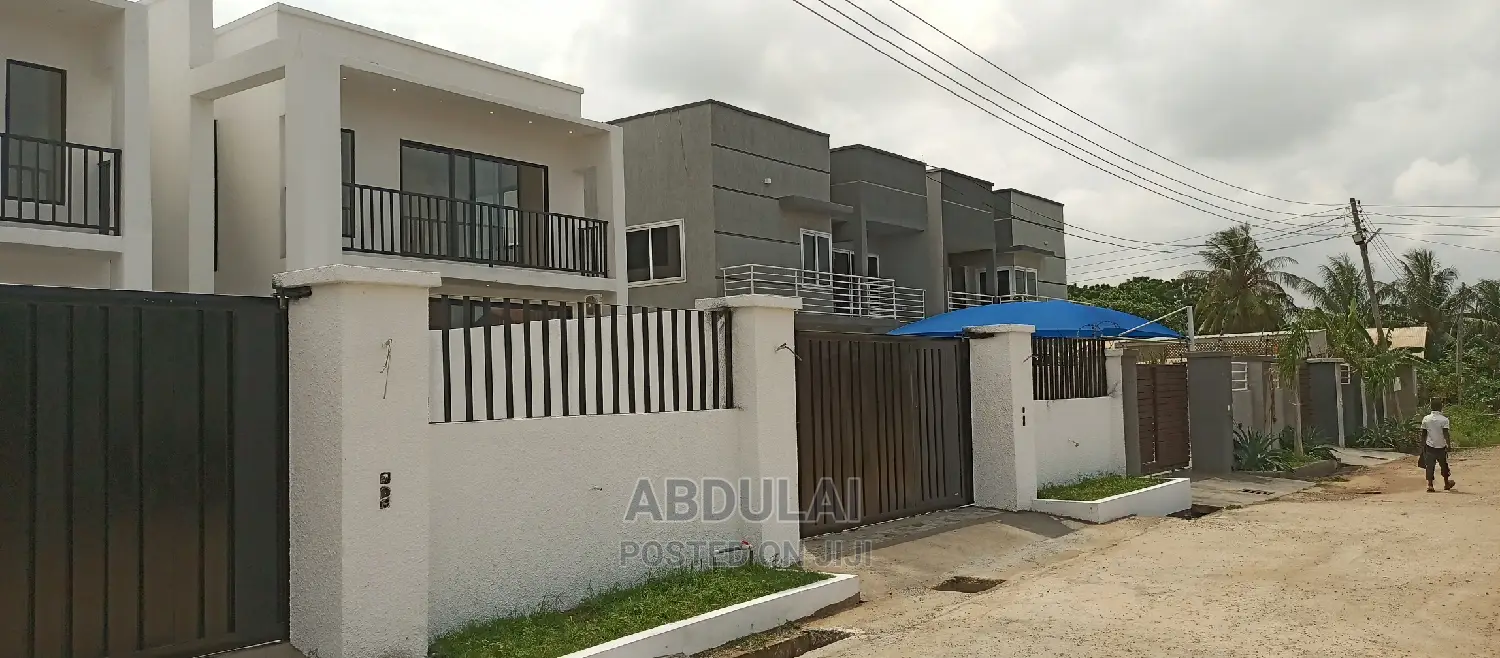 3bdrm House in Haaatso Rabbit, Pillar 2 for Sale