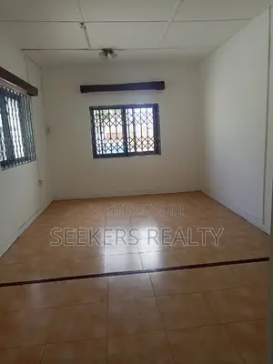 3bdrm House in Seekers Realty, Osu Ako-Adjei for rent