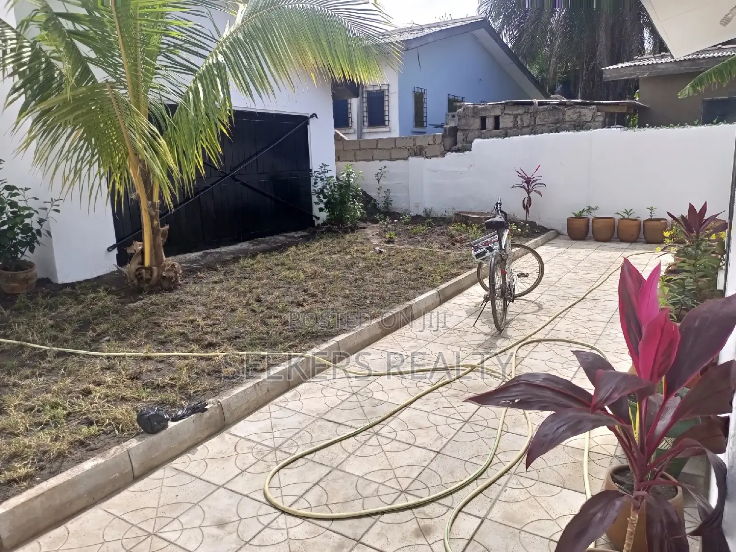 3bdrm House in Seekers Realty, Osu Ako-Adjei for rent