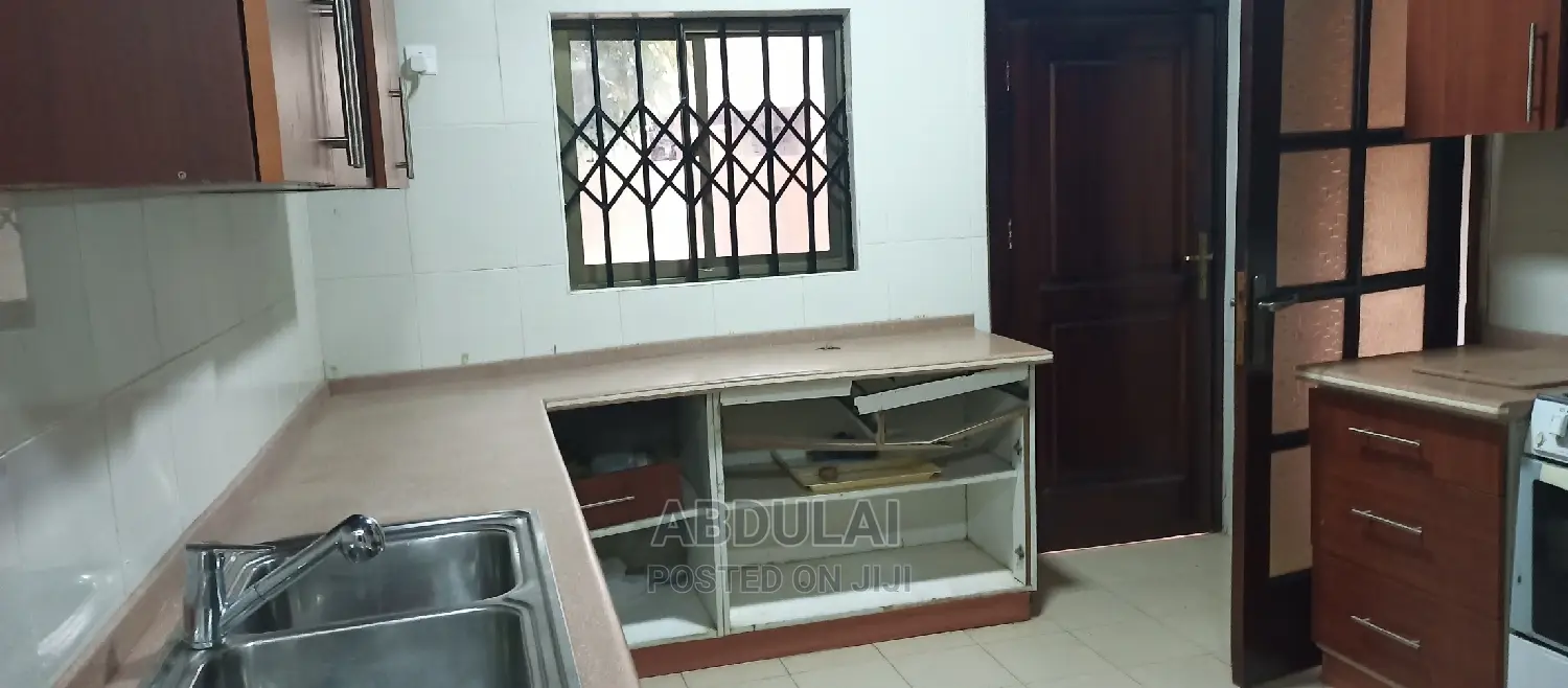 2bdrm Apartment in Abdulai, Pillar 2 for rent