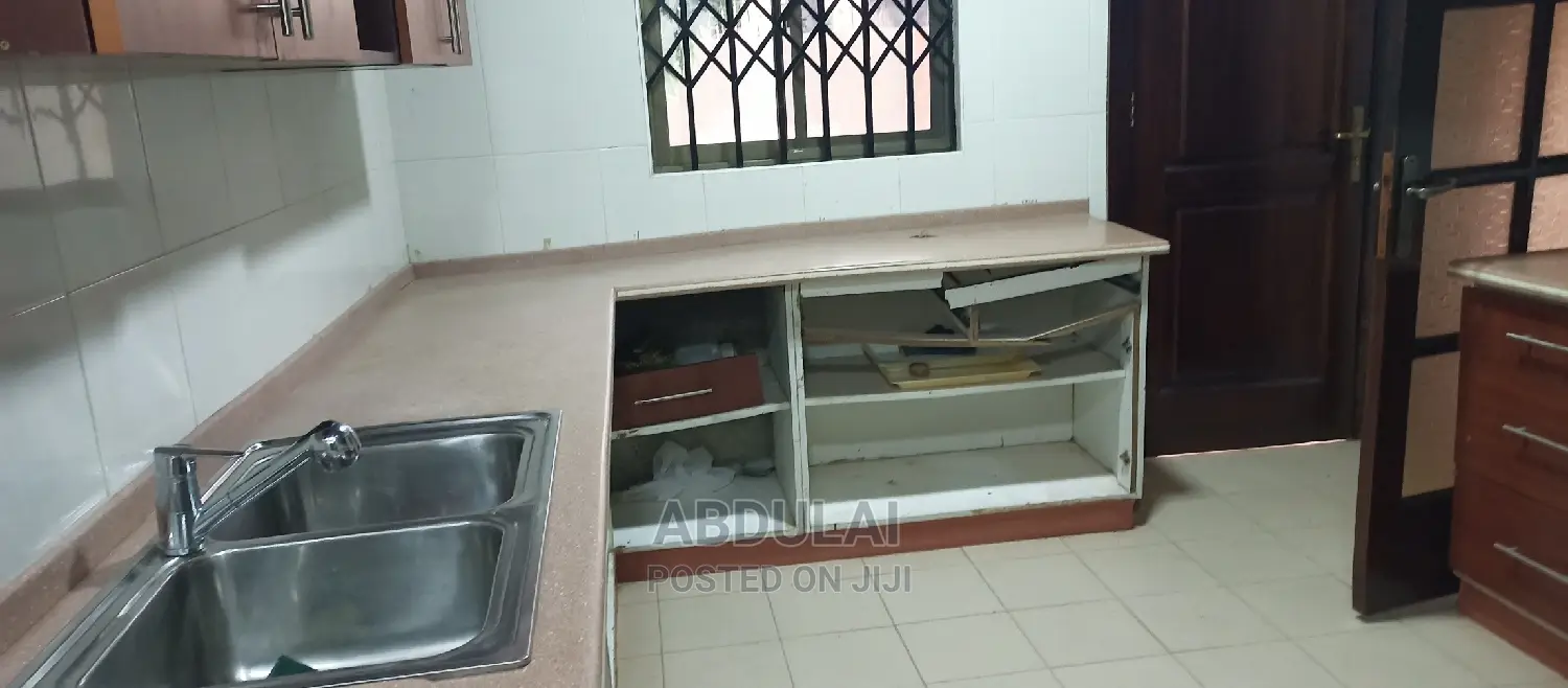 2bdrm Apartment in Abdulai, Pillar 2 for rent