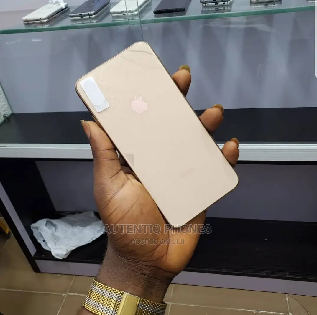 Apple iPhone XS Max 64 GB Gold