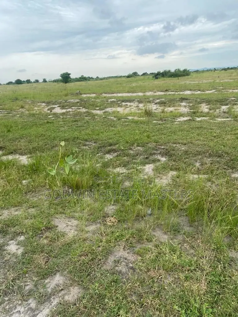 Land for Sales by Esate Masters Ltd.