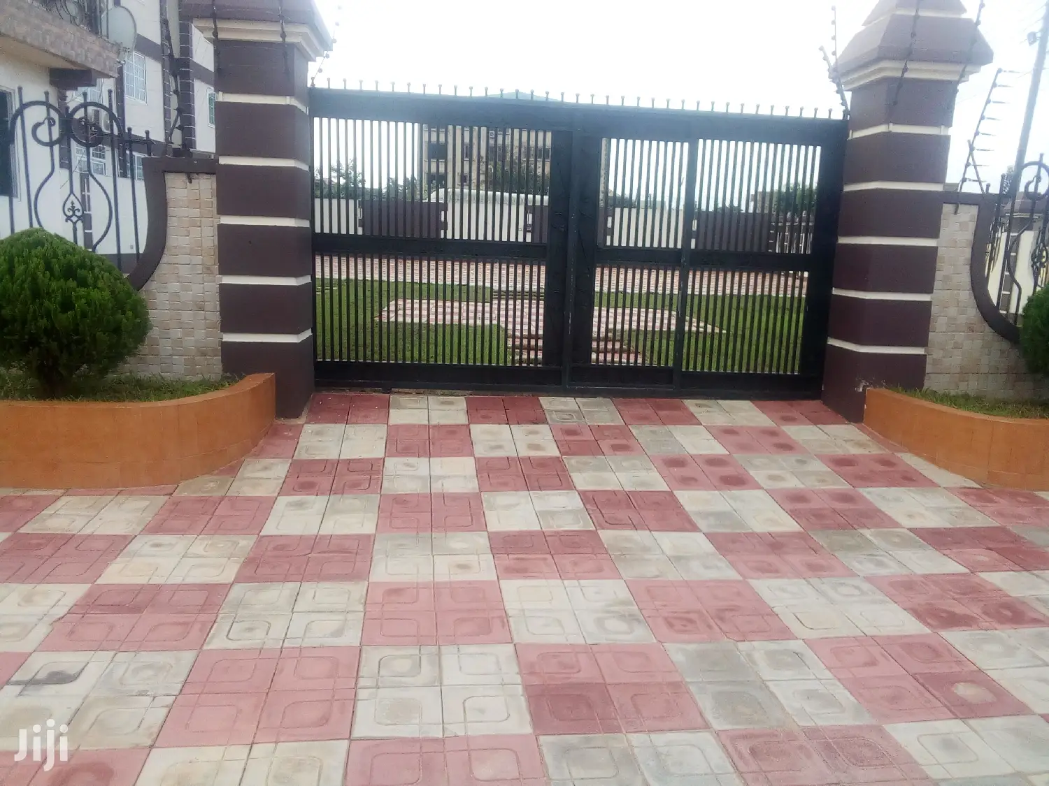 First Class Event Center For Rent