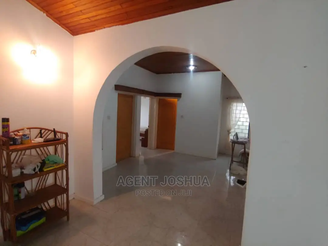 Furnished 2bdrm House in Regimanuel Estate for rent