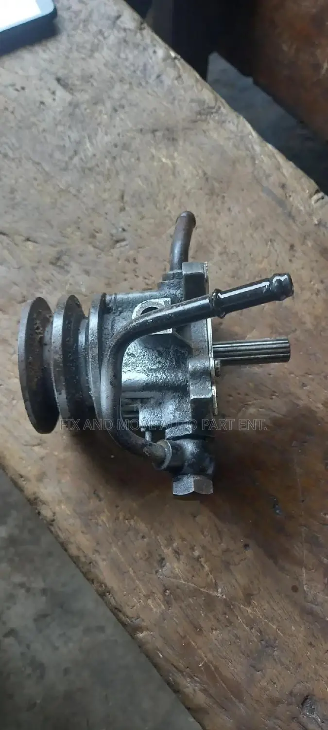 Hilux/Hiace/4runner Alternator Vacuum Pump(Exhauster)