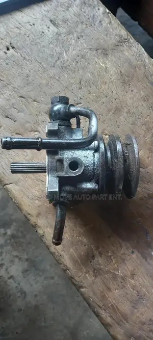 Hilux/Hiace/4runner Alternator Vacuum Pump(Exhauster)