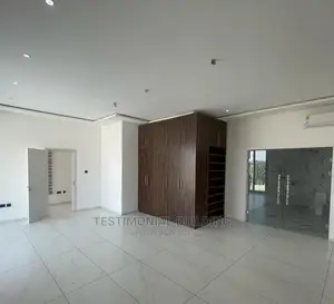 5bdrm House in Testimonial Building, East Legon for Sale