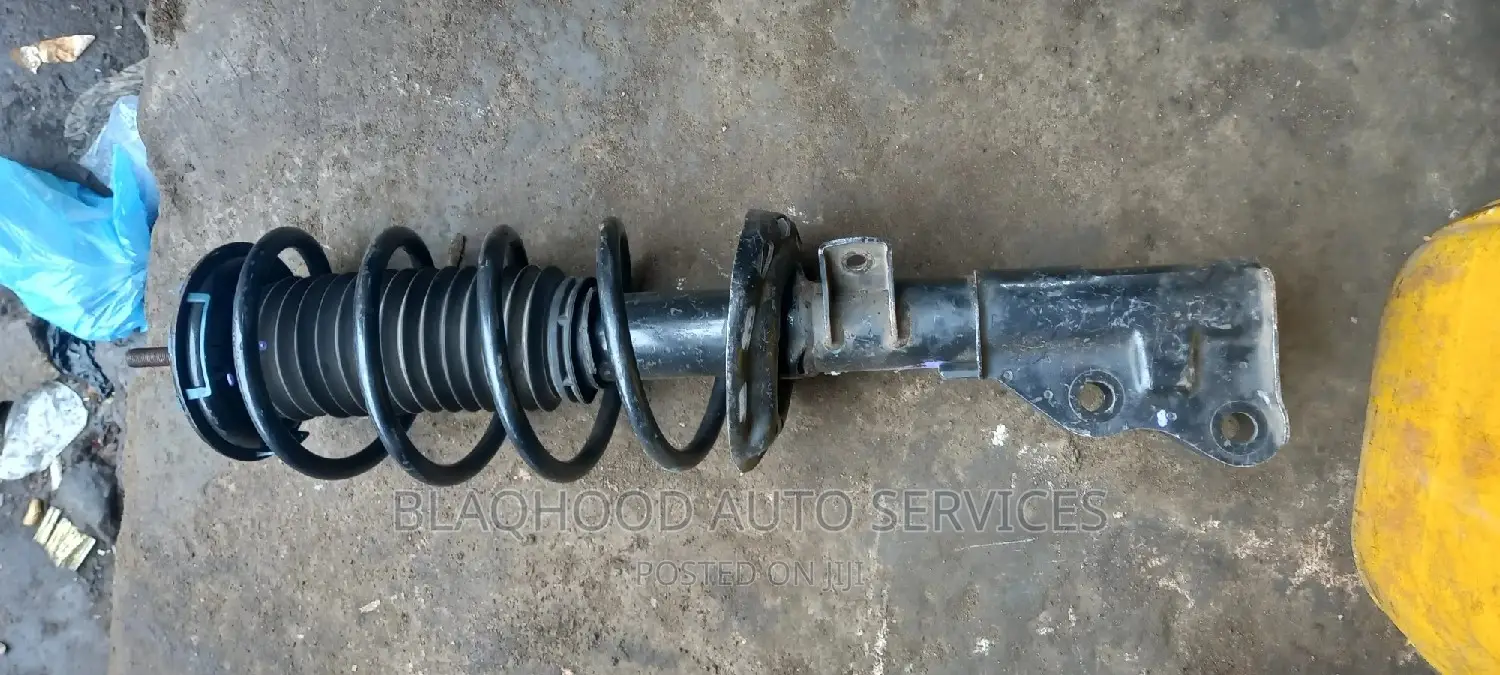 Honda HR-V 2016-2021 Front SHOCK ABSORBERS Pair for Sale