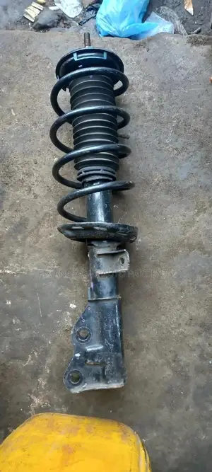 Honda HR-V 2016-2021 Front SHOCK ABSORBERS Pair for Sale