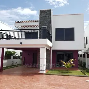 4bdrm House in Baatsona Total for sale