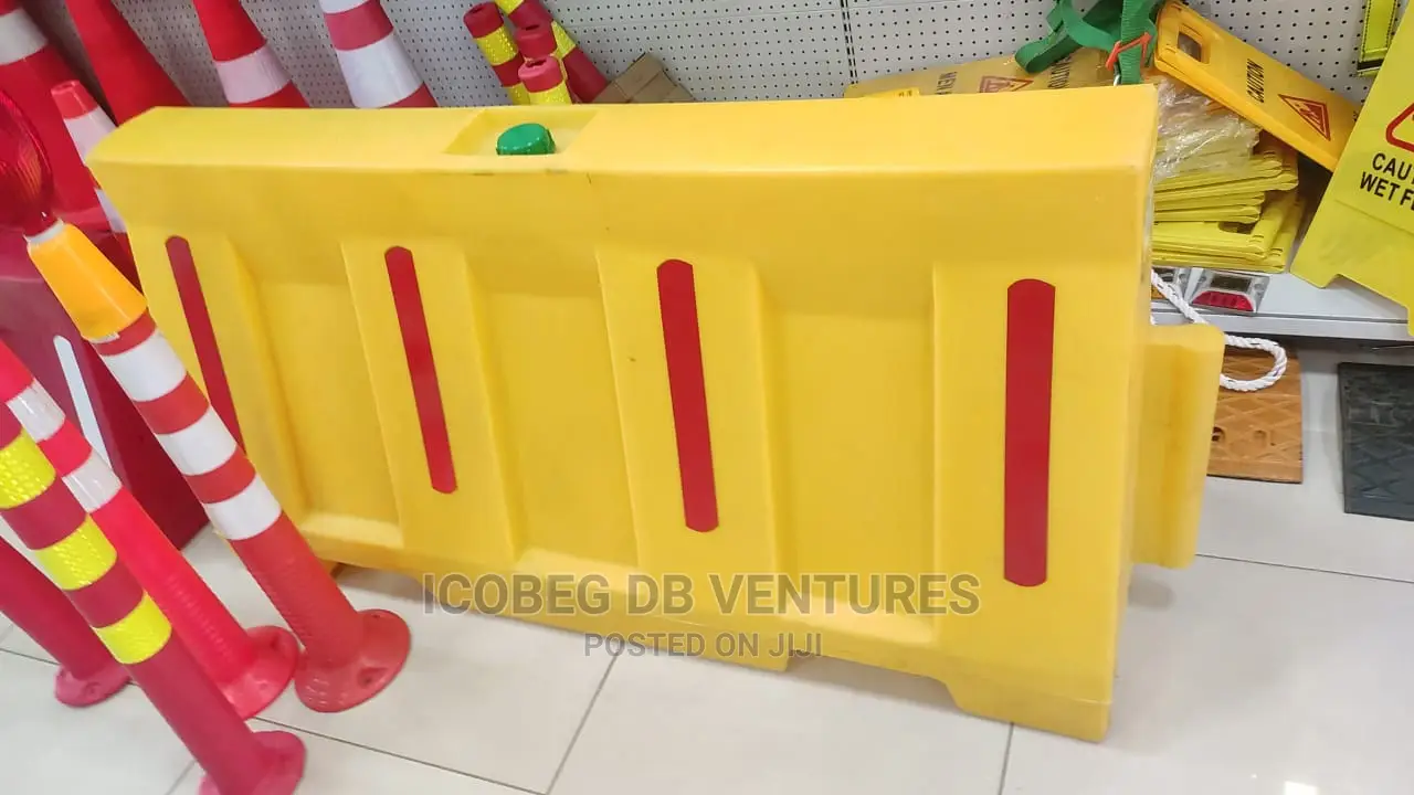 Jersey Barrier/Roadblock/Barricade