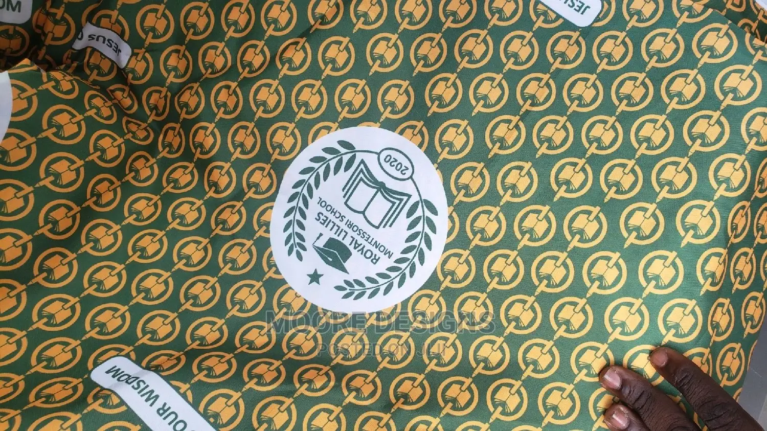 Affordable Cloth Printing for Schools Organizations