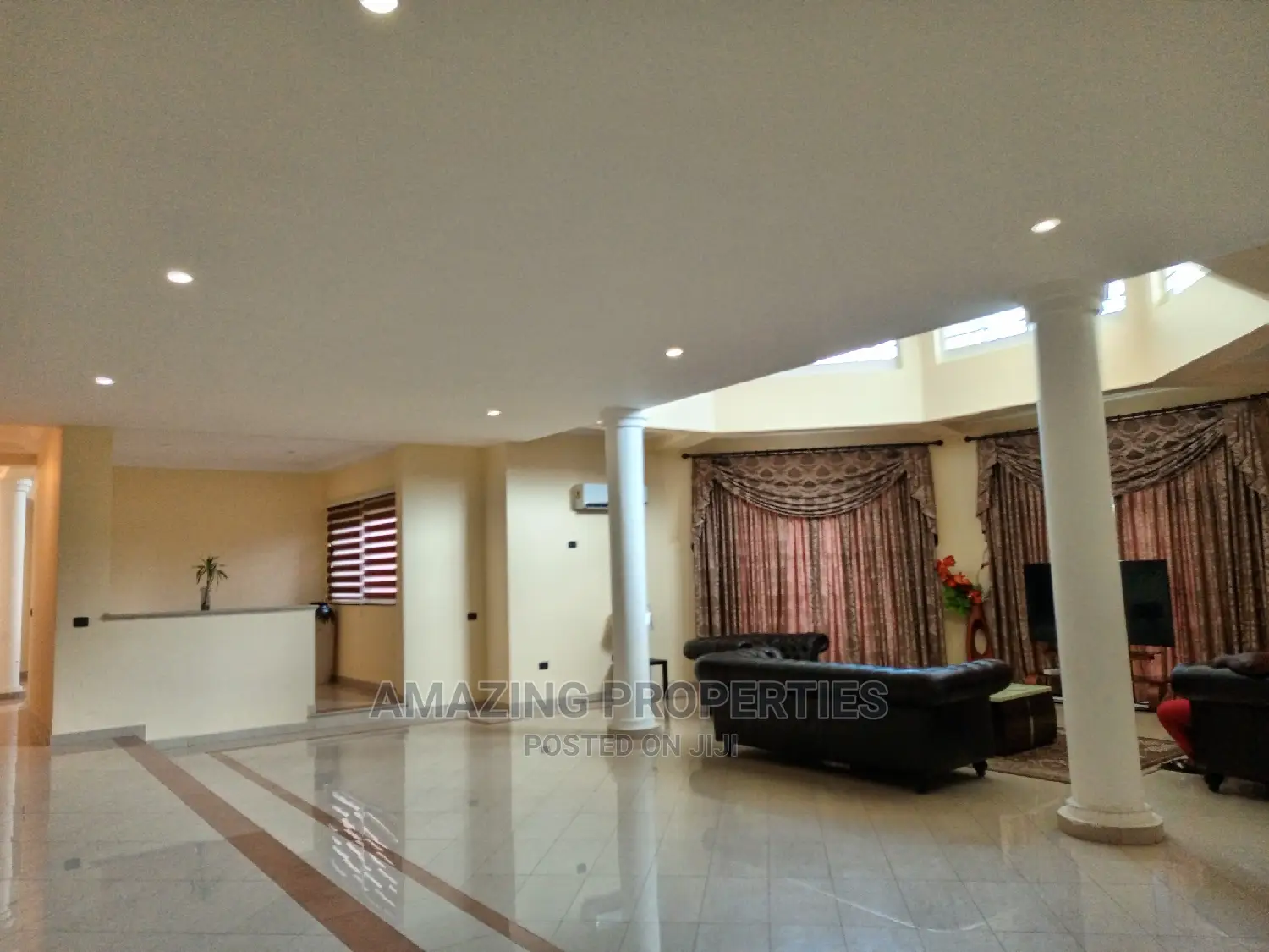 5bdrm House in East Legon for sale