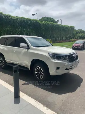 Car for Rent Land-Cruisers Prado for Rent in Ghana Weddings