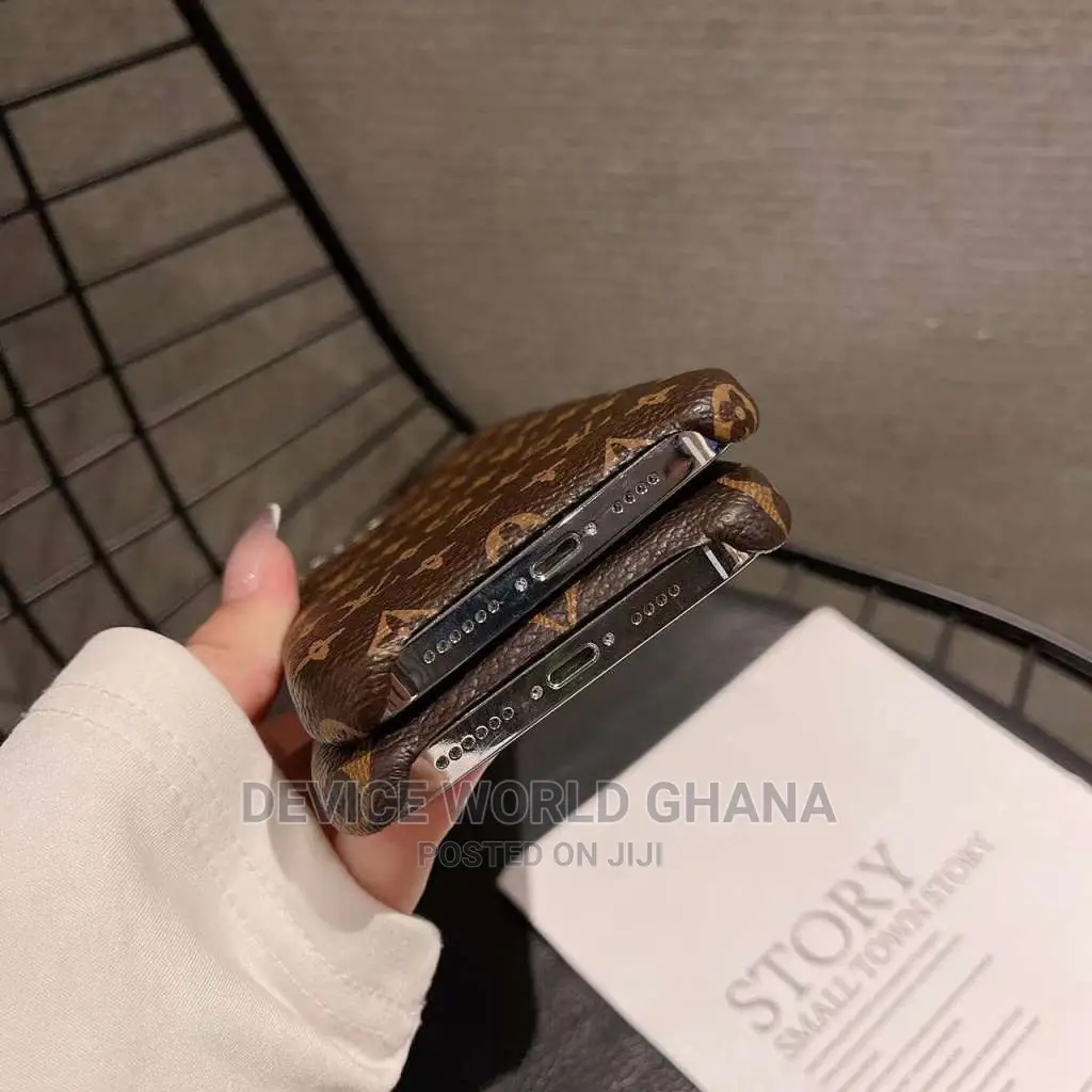 Louie Vuitton Puffer Case 4 iPhone 13pmax 13pro 13 12pmax