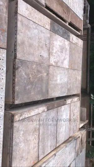 Pillars/Columns/Slabs/Decking/Props/Scaffolds/Retaining Wall
