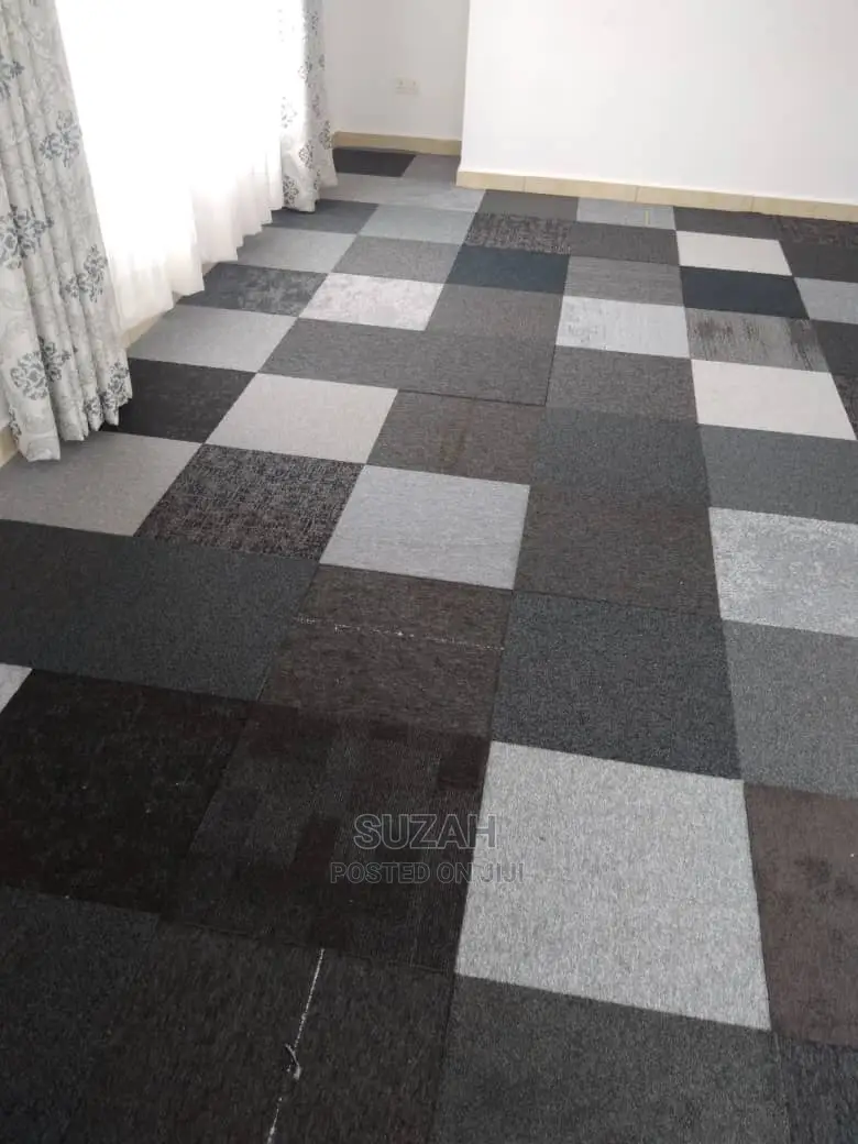 Woolen Tile Carpet