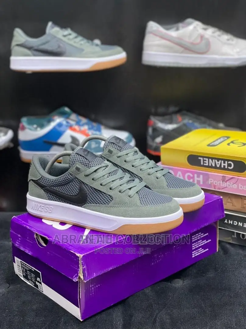 Nike Sb Adversary Military