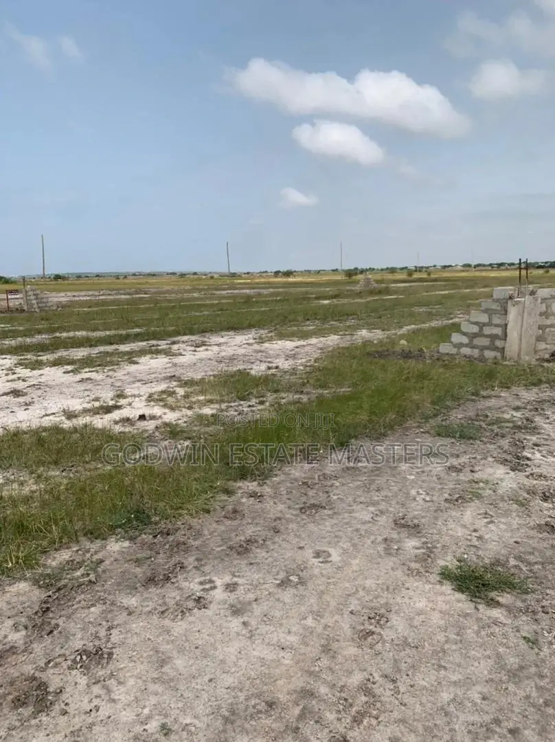 Plot for Sale at Tsopoli