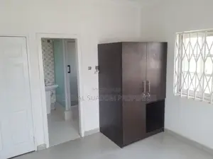 4bdrm Duplex in Suadom Properties, Baatsona Total for rent