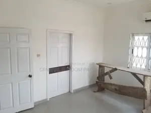 4bdrm Duplex in Suadom Properties, Baatsona Total for rent