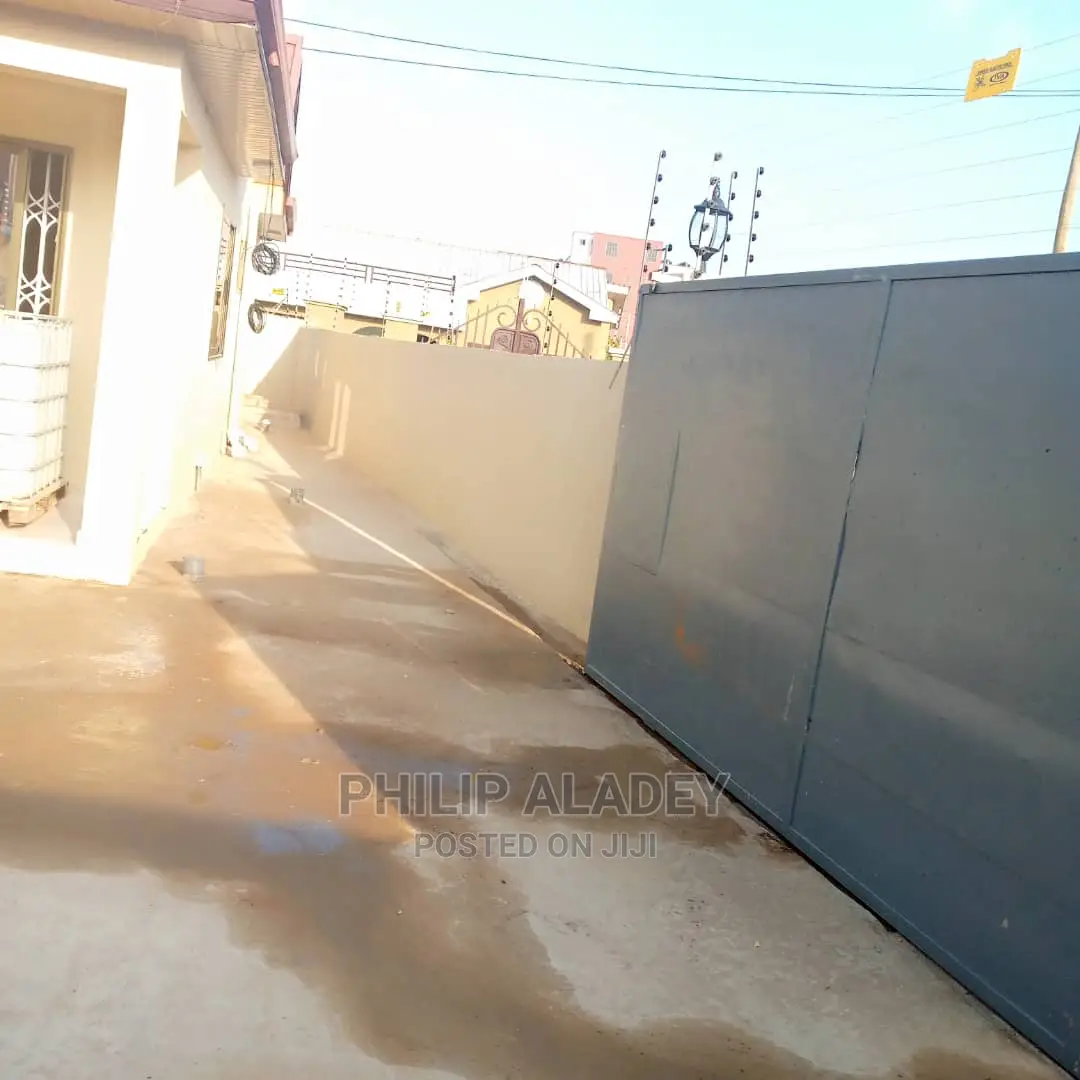 Addo's Cleaning Services