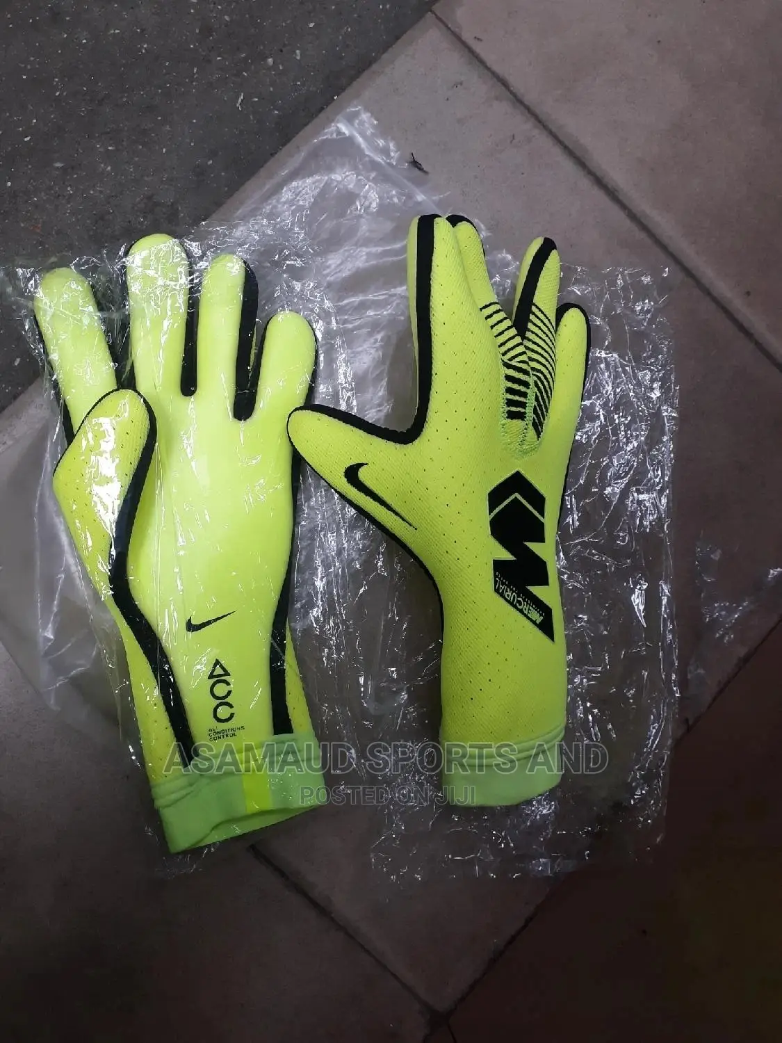 Original Gloves At Cool Price