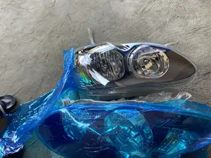 Corolla 2003-08 Headlight Black