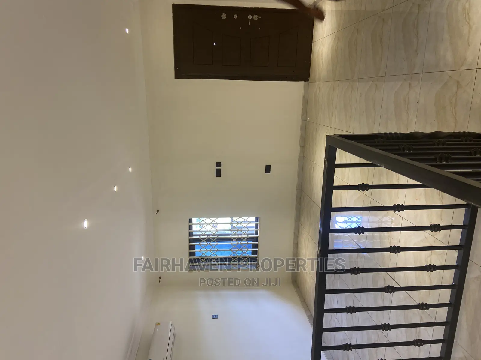 3bdrm House in East Airport for Rent