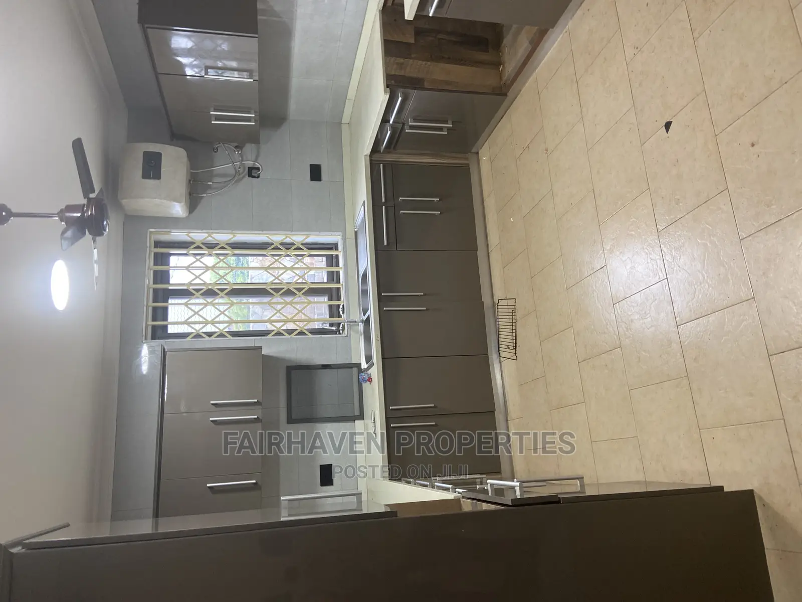 3bdrm House in East Airport for Rent