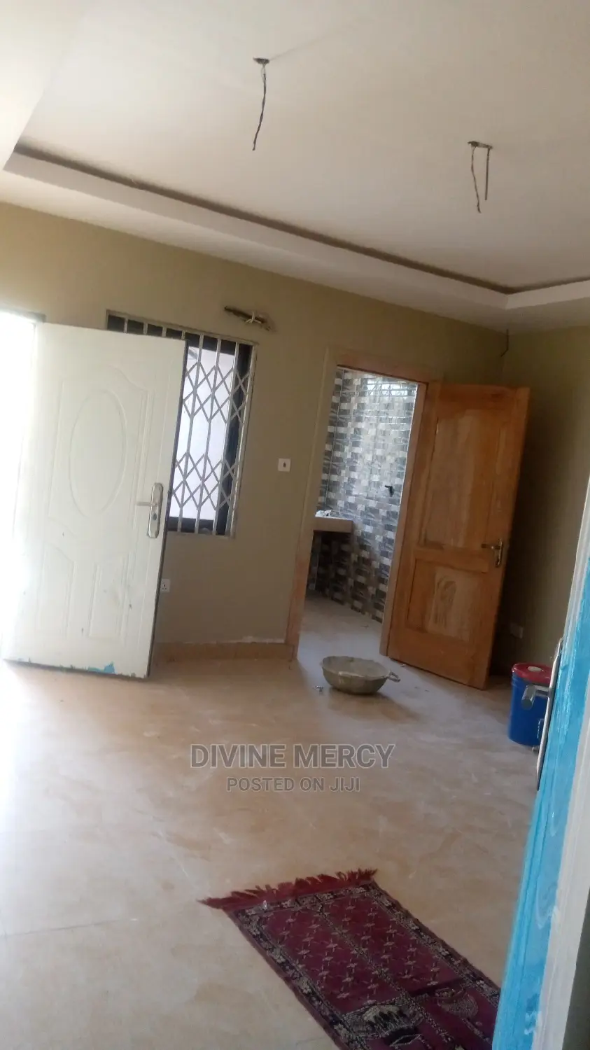 1bdrm Apartment in Top Hill, Kasoa for rent