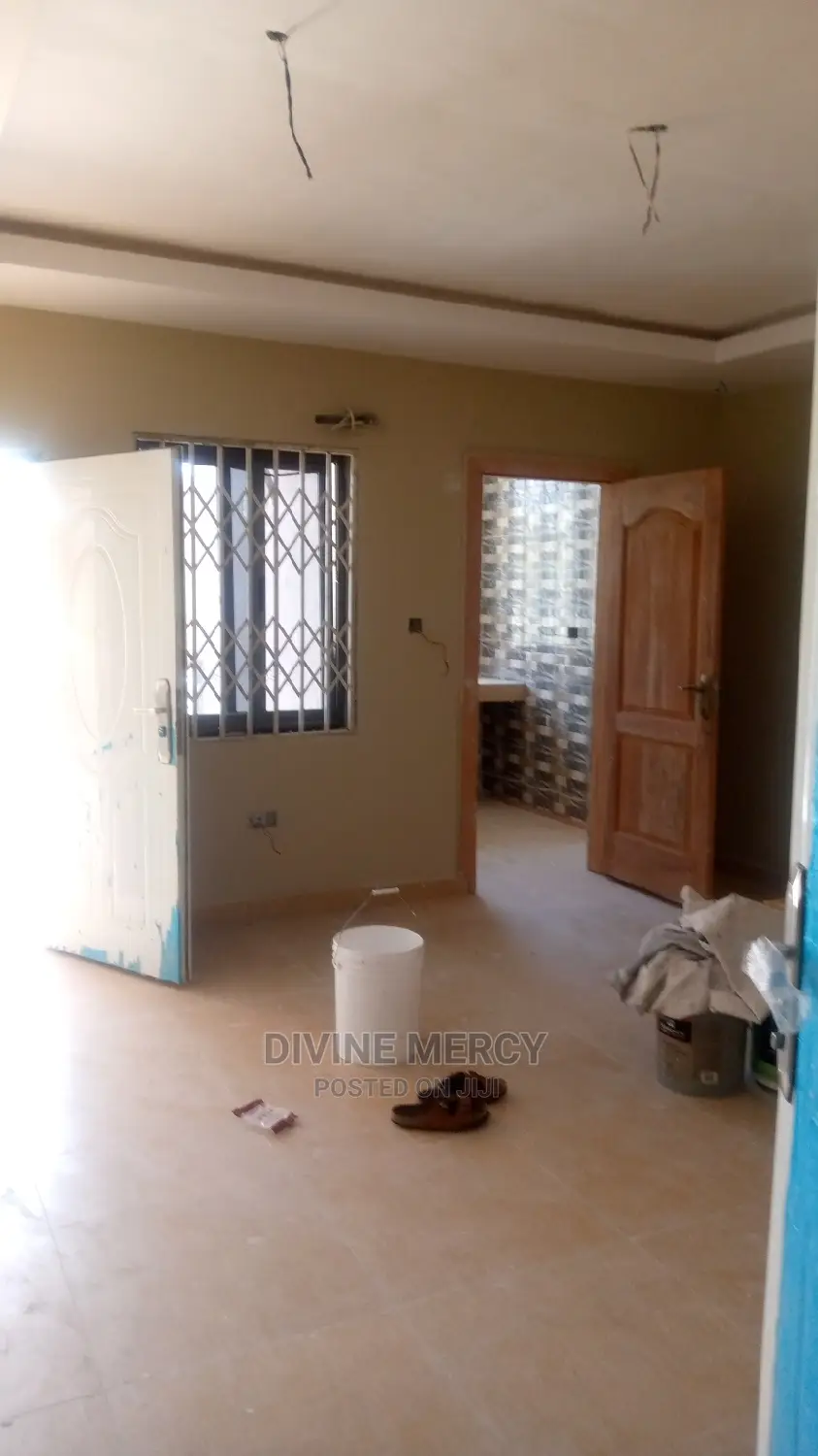 1bdrm Apartment in Top Hill, Kasoa for rent