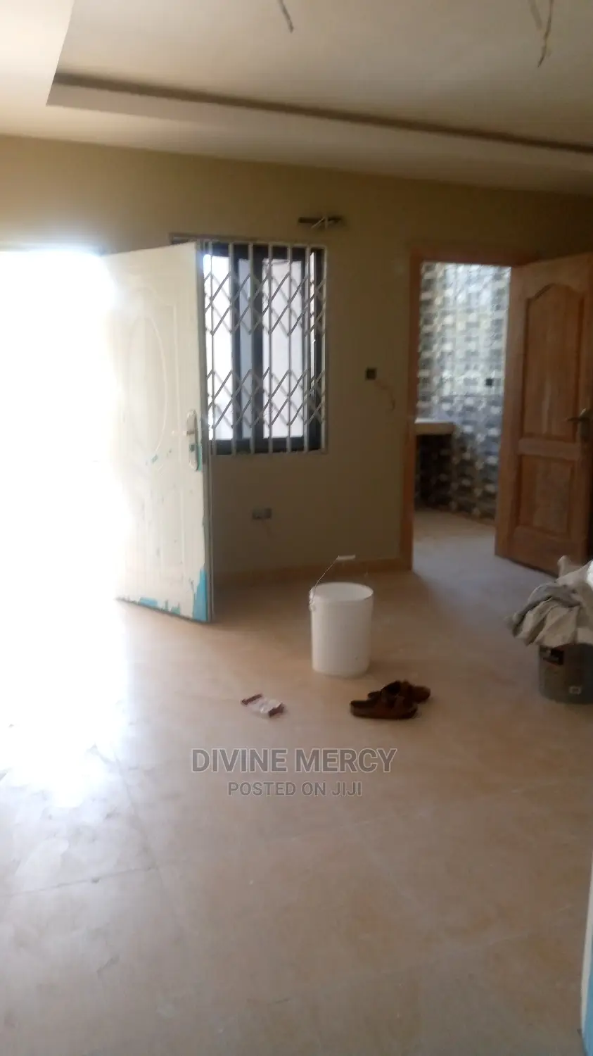 1bdrm Apartment in Top Hill, Kasoa for rent