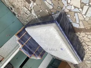 REIGNING Queensize Bed With Orthopedic Mattress ‍