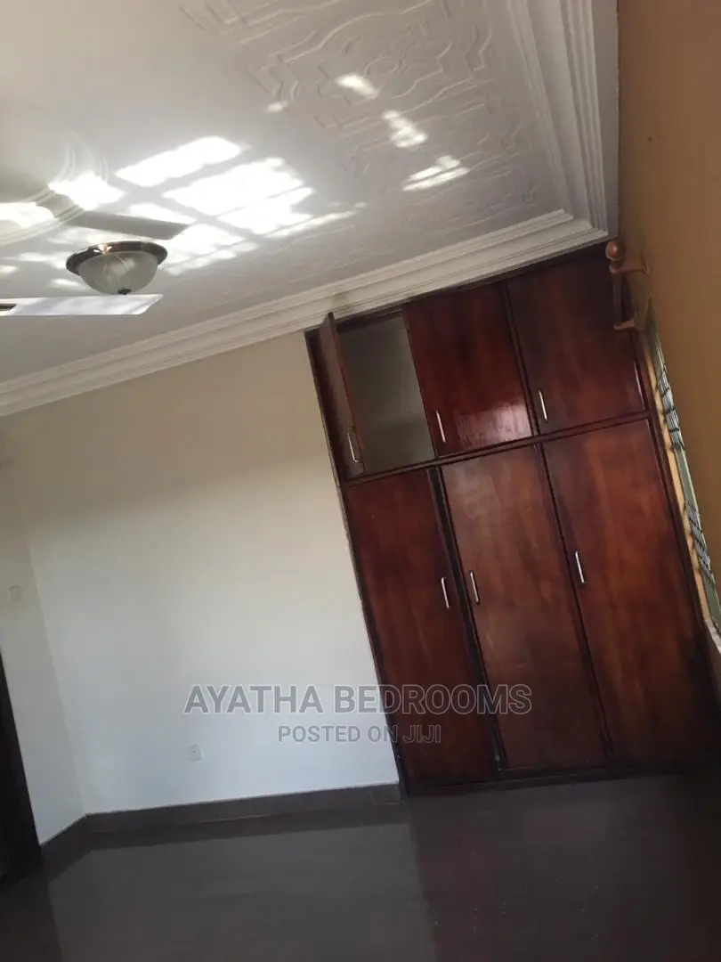 2bdrm Apartment in Ayathar Bedroom, New Town for Rent