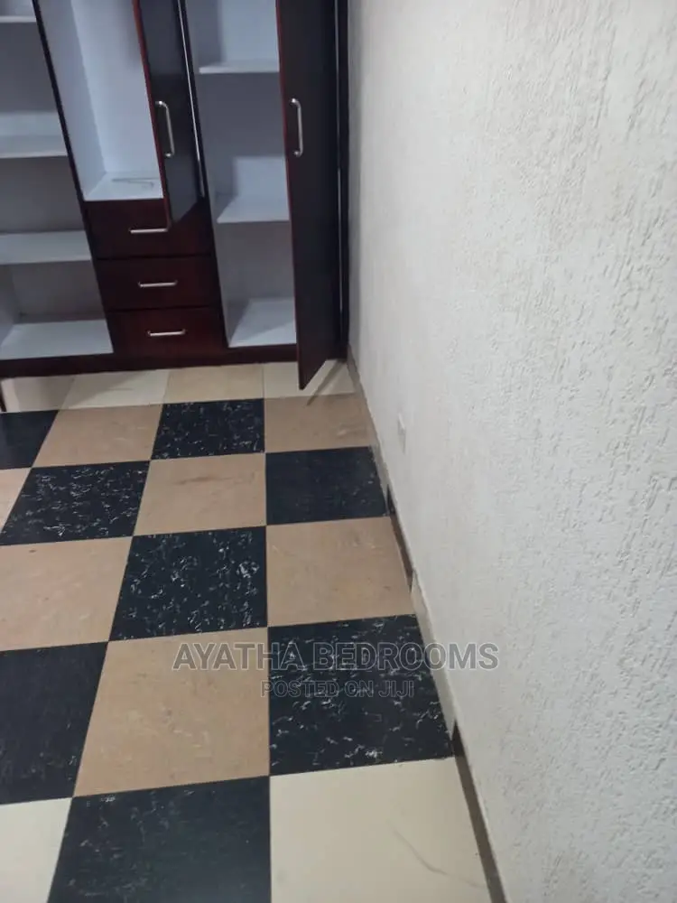 2bdrm Apartment in Ayathar Bedroom, New Town for Rent