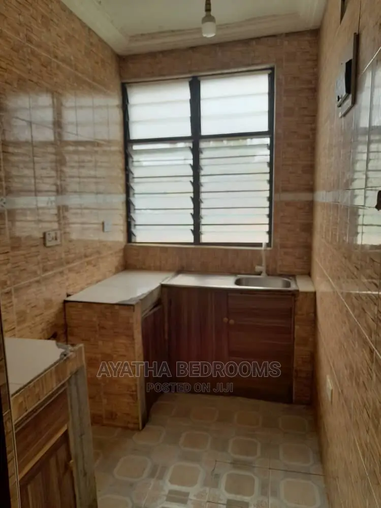 2bdrm House in Ayathar Bedroom, New Town for rent