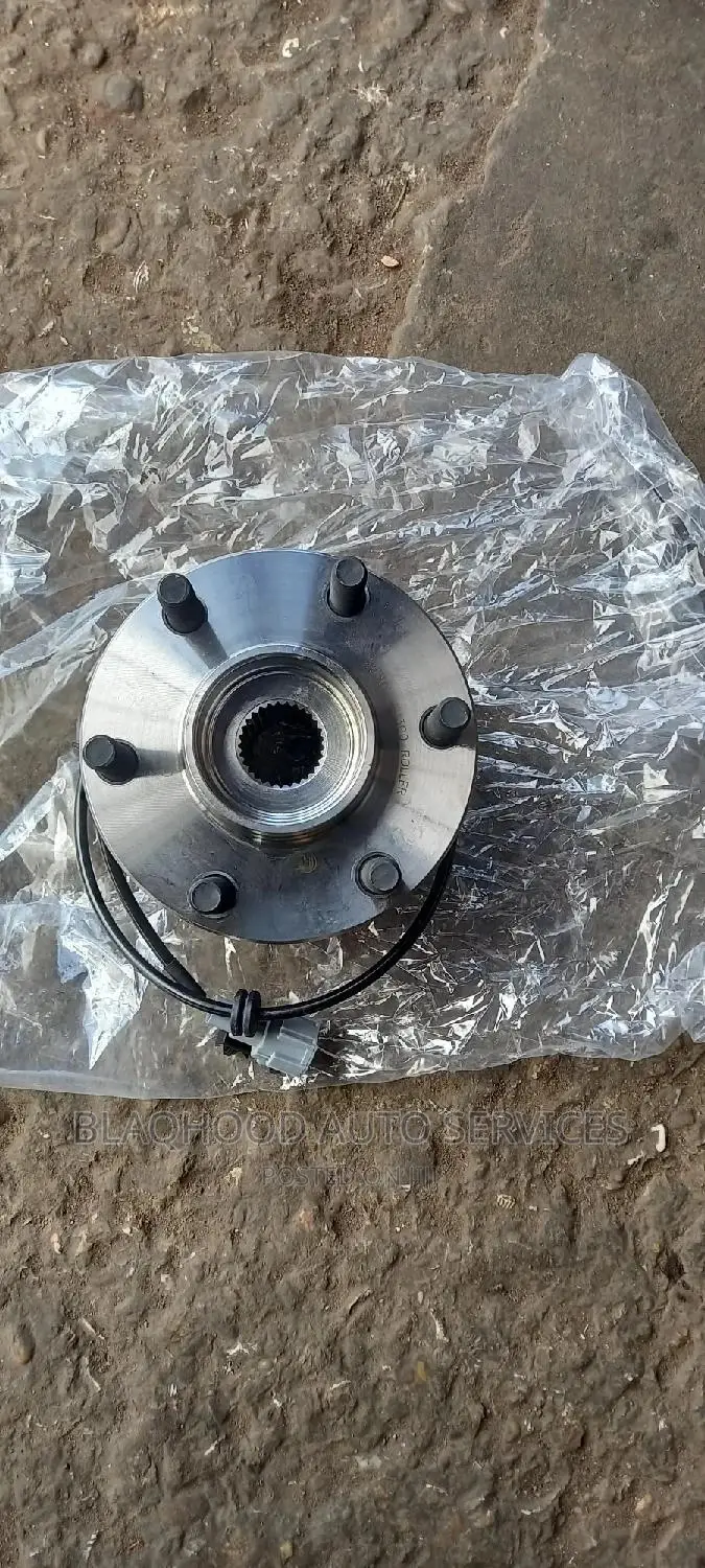 Nissan Navara/ Pathfinder 2005-2014 Brand New WHEEL HUB Pair