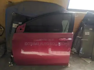 Toyota Corolla 2014 - 2018 Door