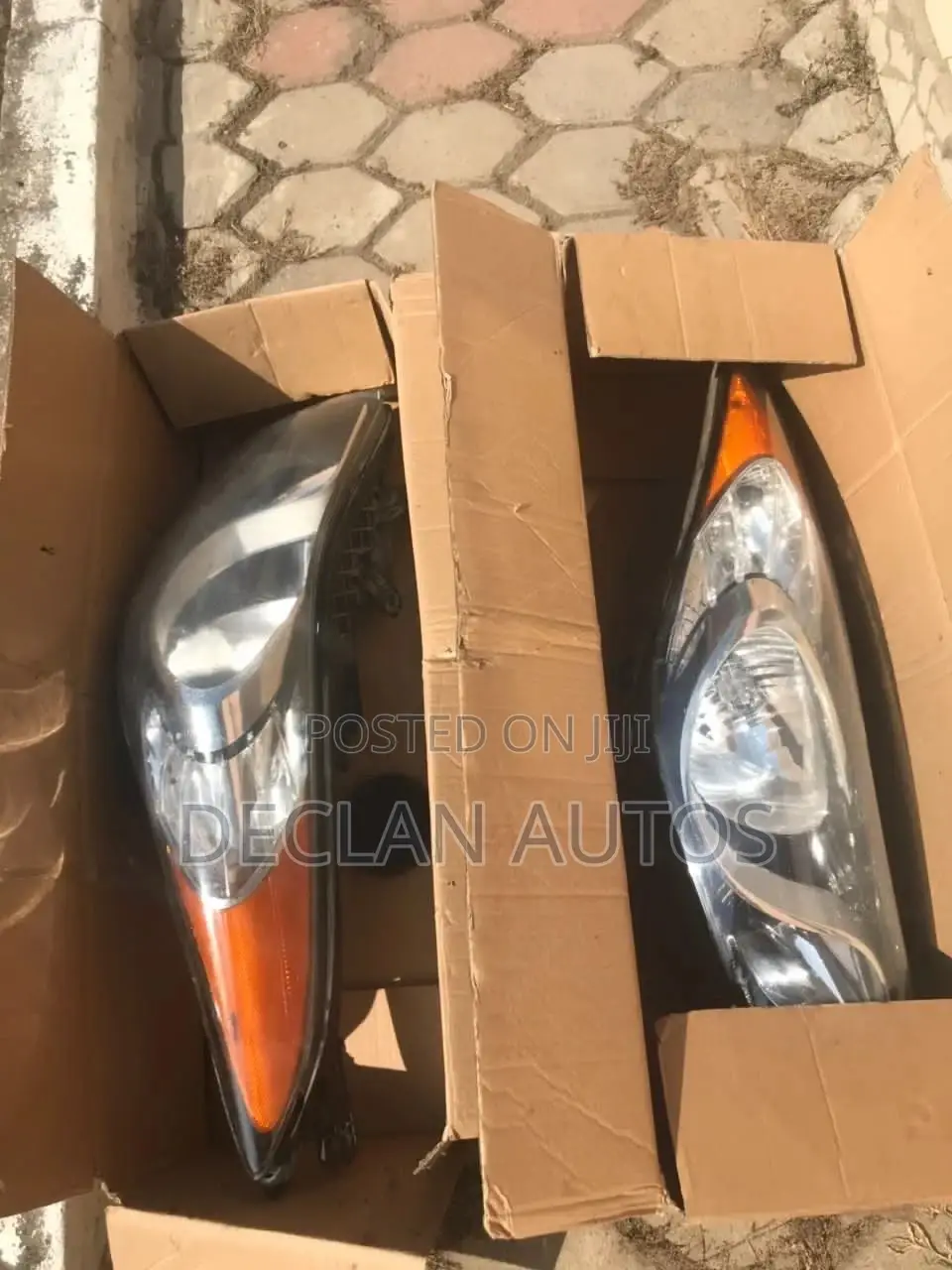 Hyundai Elantra 2011 Headlights
