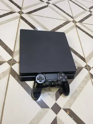 Ps4 Slim 500gb With 8 Free Games