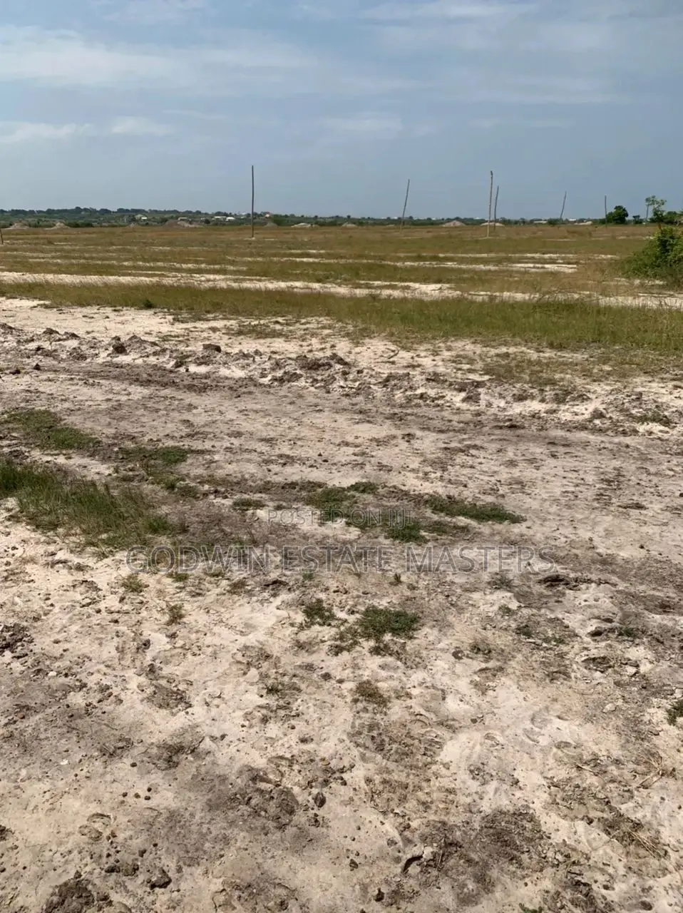 Estate Plot for Sale With Genuine Documents