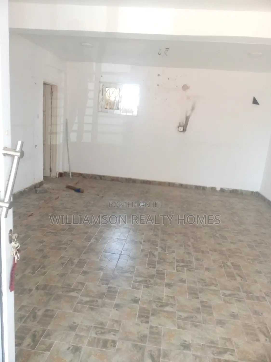 Road Side Business Shop/Store/Office Space for Rent