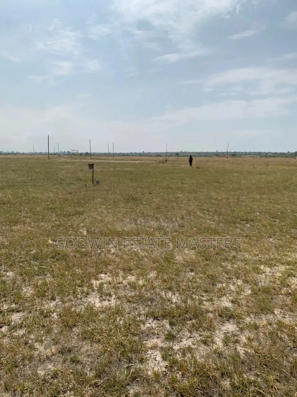 Flat Land for Sale by Estate Masters Ltd.