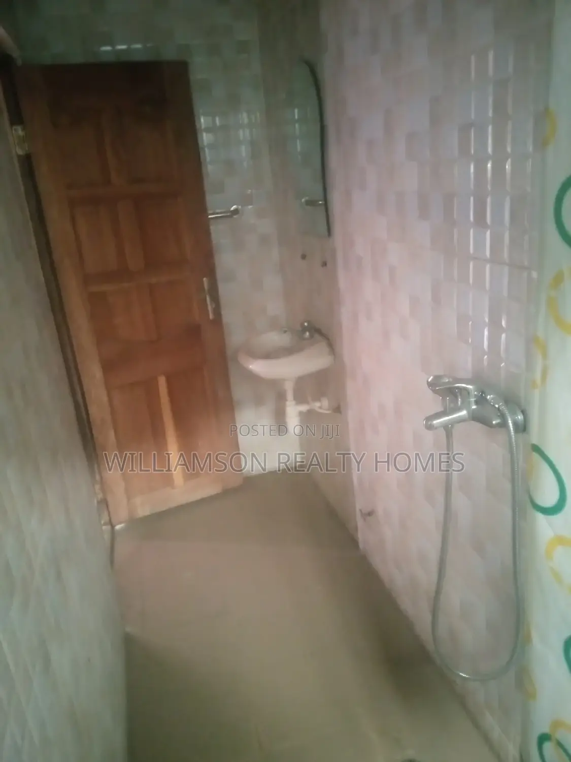 1bdrm Apartment in Community 18 Area, Spintex for rent