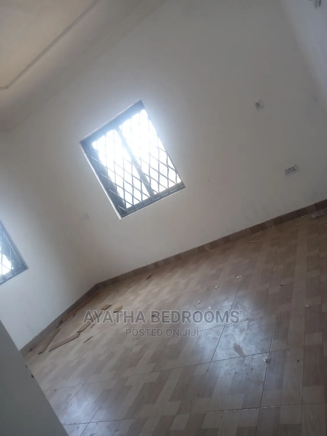 3bdrm Apartment in Ayathar Bedroom, New Town for Rent