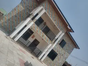 3bdrm Apartment in Ayathar Bedroom, New Town for Rent