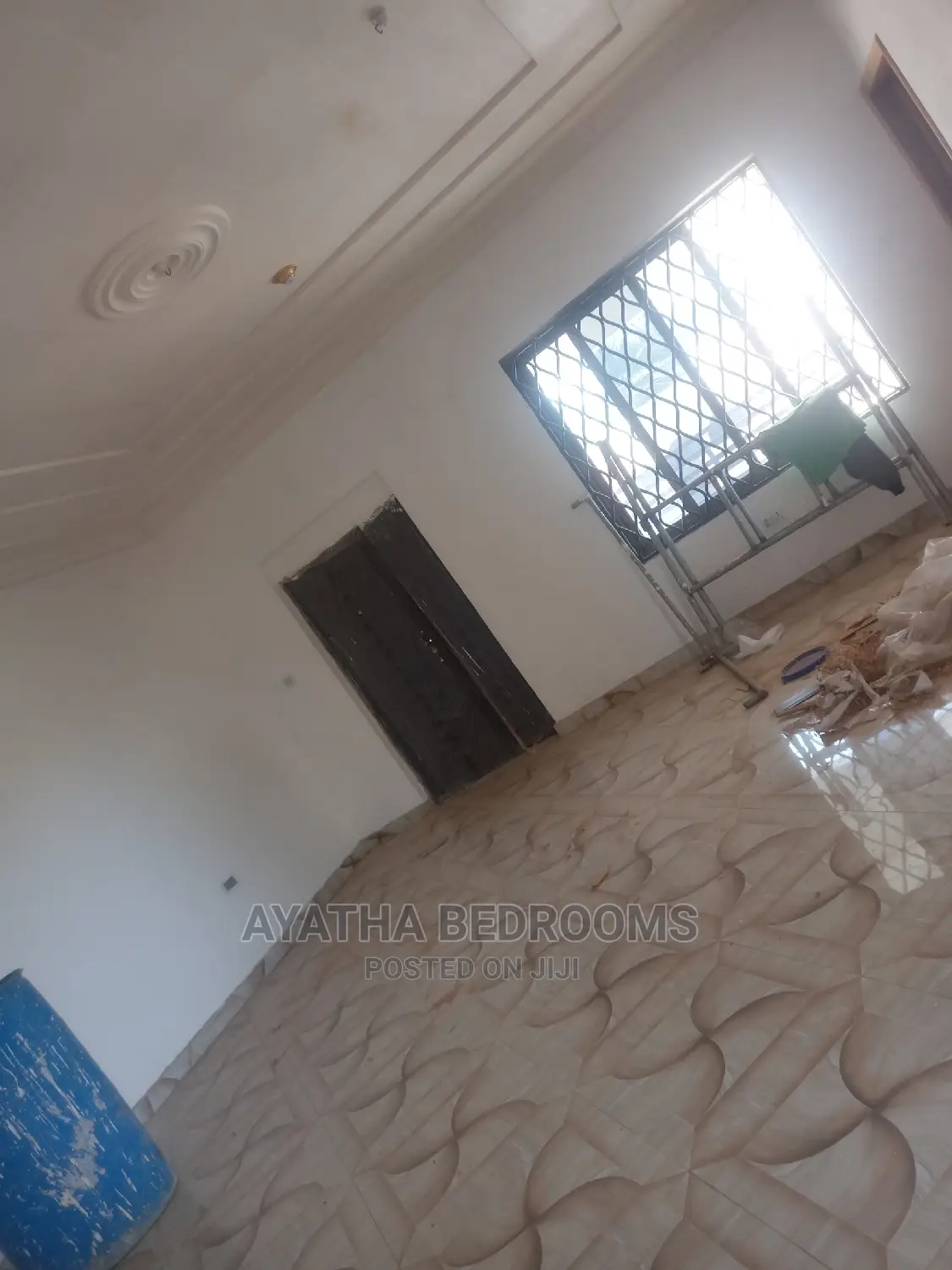3bdrm Apartment in Ayathar Bedroom, New Town for Rent