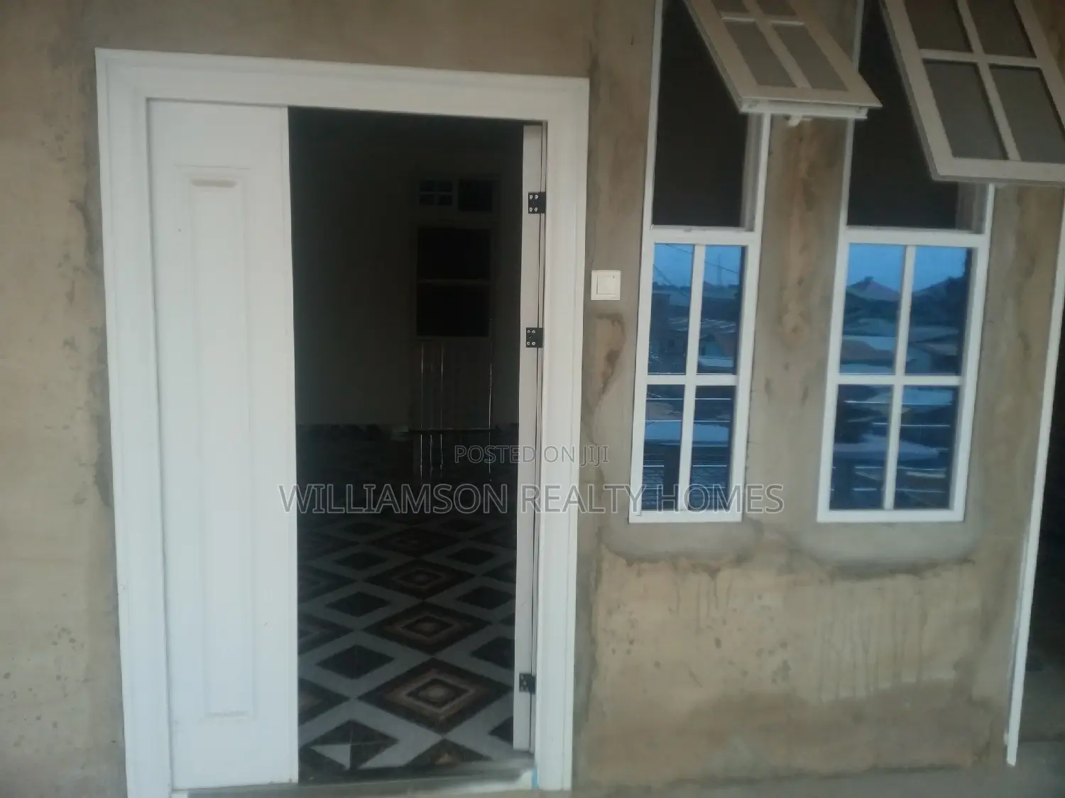 1bdrm Apartment in Community 18, Spintex for rent